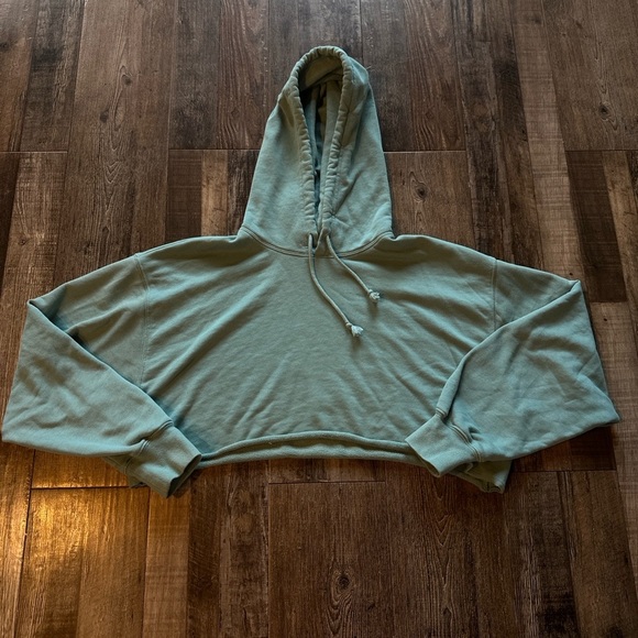 TNA Airy AF Boyfriend Cropped Hoodie in Blue/Green Size 3 or Large - Picture 1 of 4